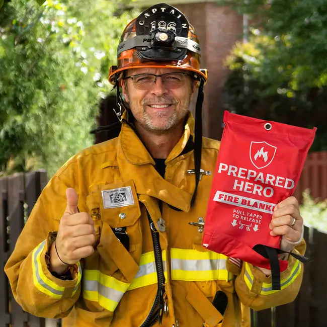 🔥Rapidly Extinguish Small Fires, No Mess - Introducing Our Easy-to-Use Fire Blanket!