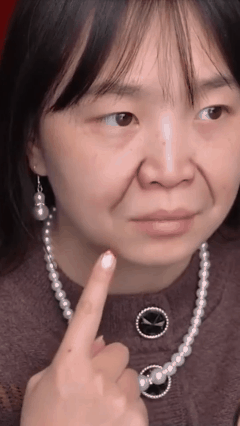 LIMETOW® The Express Anti-Wrinkle – Instant Lifting Effect image LIMETOW® The Express Anti-Wrinkle – Instant Lifting Effect